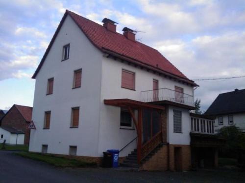 Weidelbach House | Haus-Dorfidyll