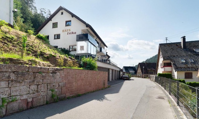 Bad Teinach-Zavelstein Apartment | Haus Erika Ferienwohnung 2