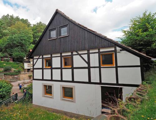 Niederrathen Apartment | Haus Felsental