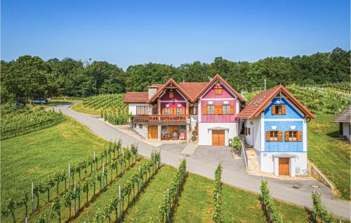 Eberau House | Haus In Gaas Mit Panoramablick