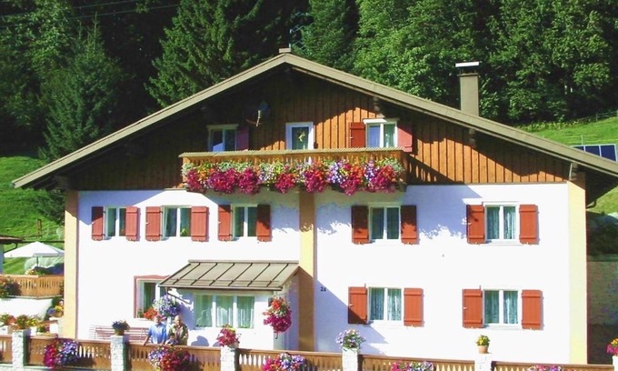 Langen Bed & Breakfast | Haus Jochum