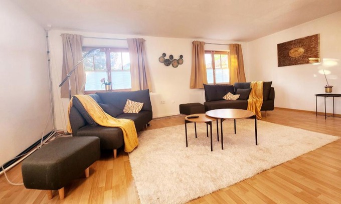 Wolfratshausen Apartment | Haus Lärche - Die Ferienwohnung