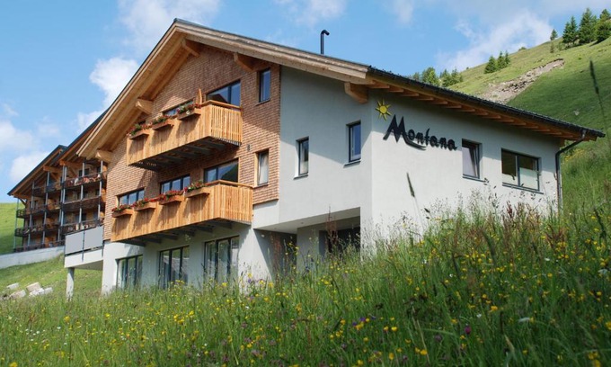Damuels Apartment | Haus Montana