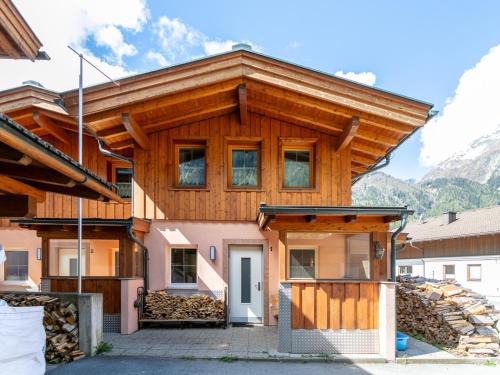 Huben House | Haus Oliver 1