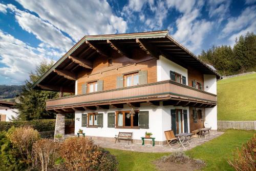 Kitzbuehel House | Haus Seinader by Alpine Host Helpers