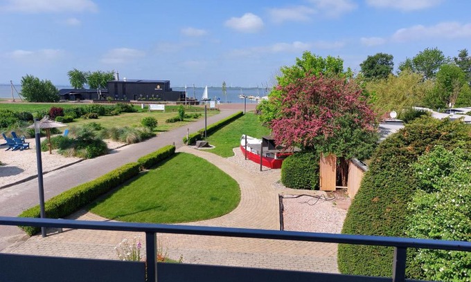 Lembruch Apartment | Haus Strandglück - Urlaub mit Blick auf den Dümmer See