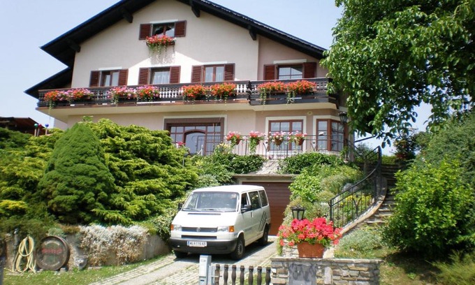 Emmersdorf an der Donau Bed & Breakfast | Haus Sundl - Privatzimmer