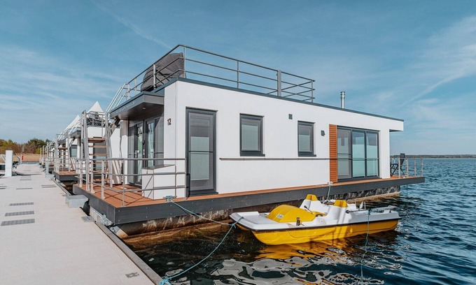 Vetschau/Spreewald Boat Rental | Hausboot am Gräbendorfer See