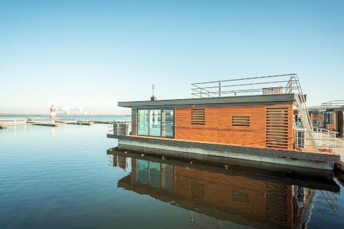 Klitten Boat Rental | Hausboot Dicke Bärta