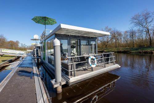 Bad Bederkesa House | Hausboot "Seeloft"