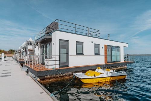Laasow Boat Rental | Hausboot Seeschwäche - LP12