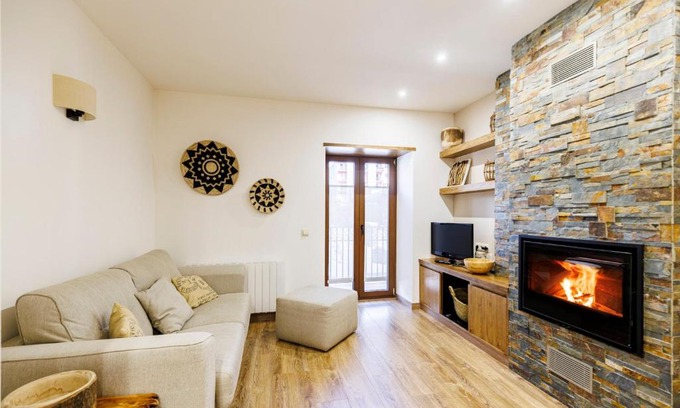 Puigcerda Apartment | Hauzify I El Racó de Puigcerdà