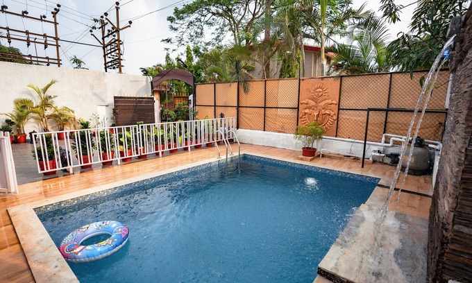 Lonavala Villa | Have fun with the whole family at this Stylish 4 Bedroom private pool Villa