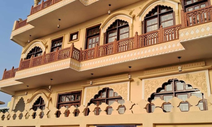 Agra Hotel | Haveli Dhandhupura