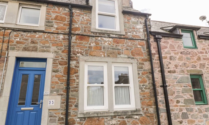 Kirkcudbright Cottage | HAVEN COTTAGE, family friendly, with a garden in Kirkcudbright
