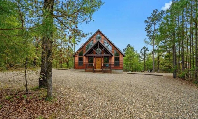 Hochatown Cabin | Havenwood/Minutes From Broken Bow Lake/Hot tub
