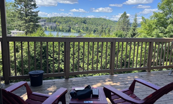 Sainte-Adele Ski Chalet | Havre de Paix