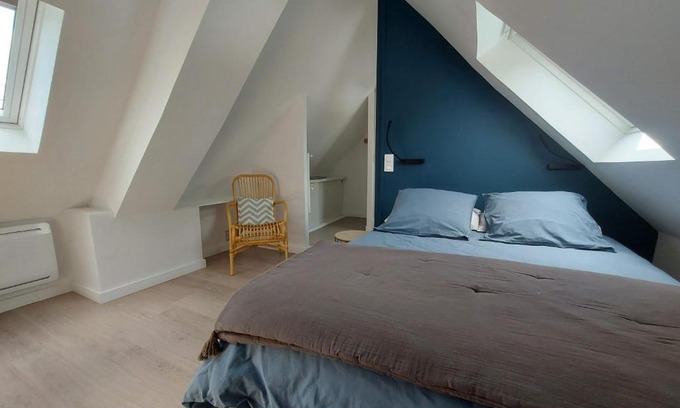 Le Rheu Bed & Breakfast | Havre de paix et jardin tropical. Chambre privée