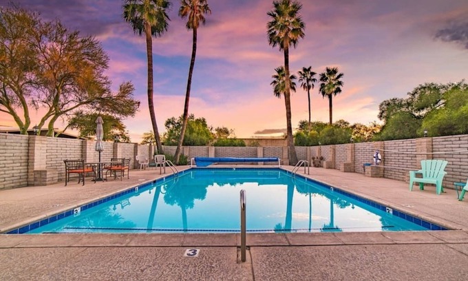 Oro Valley House | Hawaiian Inspired 3BR: Relaxation Near Events!