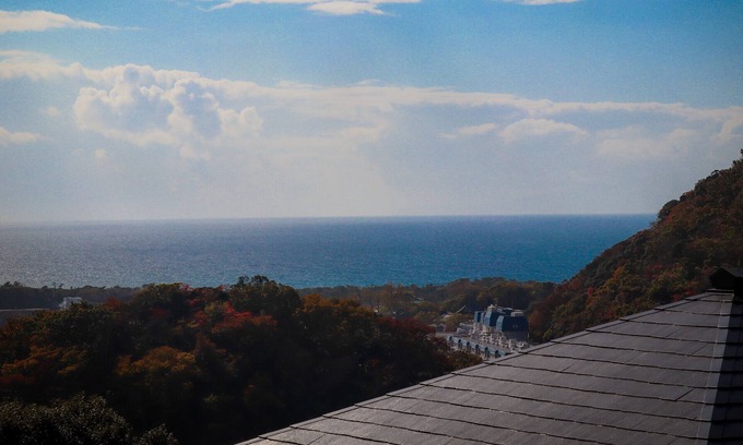 Hayama House | Hayama Ocean View / 120 ㎡ or more / Private detached house / 3 parking lots // Up to 10 people, equipped with high-speed WiFi