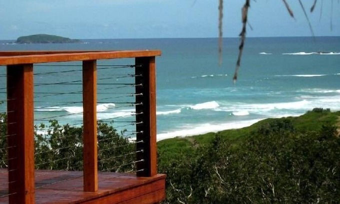 Woolgoolga House | Headland Beach-House & Boat-Shed