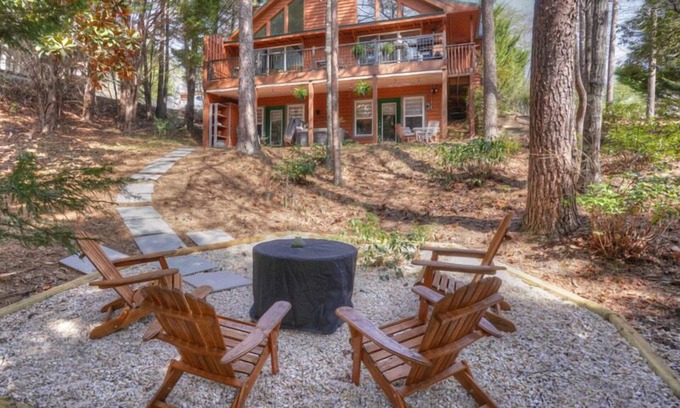 Helen House | Heart of Helen | 4 Bed, 2 Bath