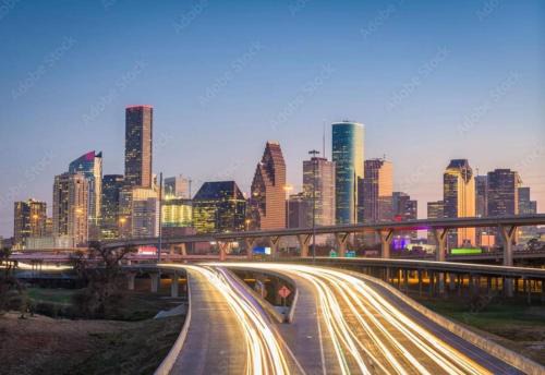 Braeswood Place Apartment | Heart of Houston NRG/TMC Beautiful Studio 77030