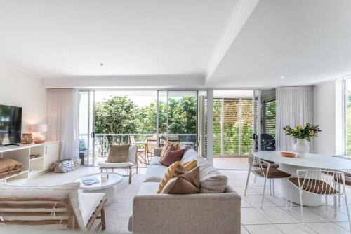 Sunshine Beach Apartment | Heart of Sunshine, Spacious Apt with Pool & Garden