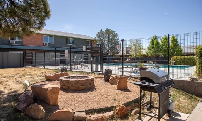 Albuquerque House | Heart of Uptown - Marvel on Marble