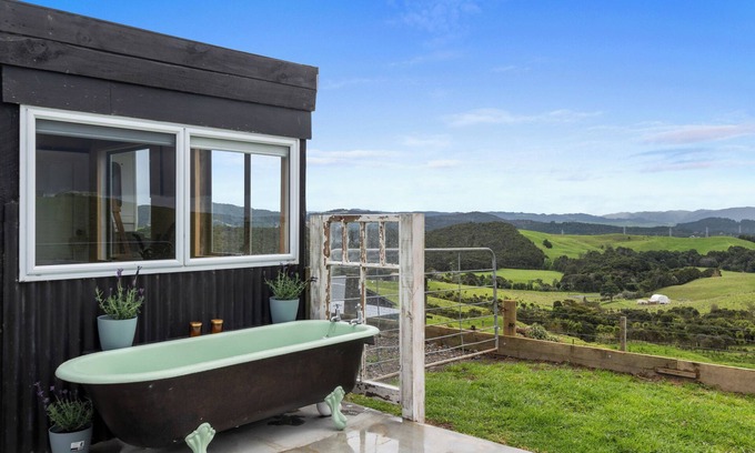 Waipu House | Heart of Waipu - Waipu Holiday Home