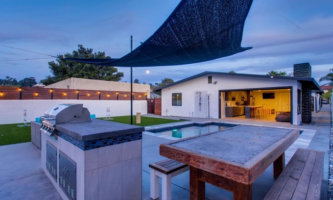 Old Town House | Heart & Soul of San Diego in Old Town. Private heated pool & Jacuzzi NEAR ALL.