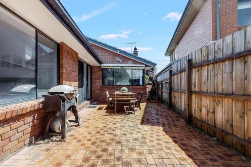 Safety Beach House | Hearthstone Haven - Spacious Beachside Group Getaway