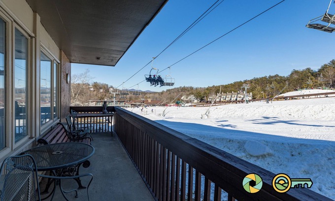 Basye Condo | Hearthstone Hideout | On the slopes!