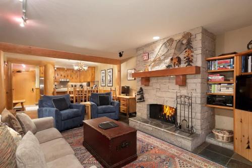 Whistler Village House | Hearthstone Lodge 3 | Central Whistler Village Condo with Sauna & Hot Tub