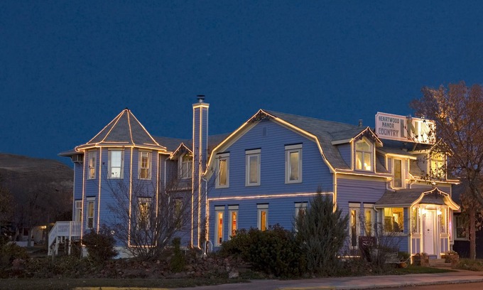 Drumheller Hotel | Heartwood Inn