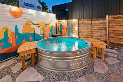 Chestnut House | Heated Cowboy Pool Modern Austin Retreat