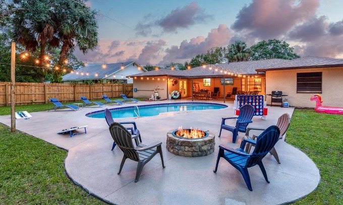 Interchange Square House | Heated Pool, Game Room & 4Bdrm - Bay Bungalow