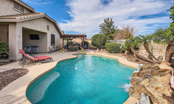 Coldwater Springs House | Heated Pool, Gas Grill & Yard: Phoenix Retreat!