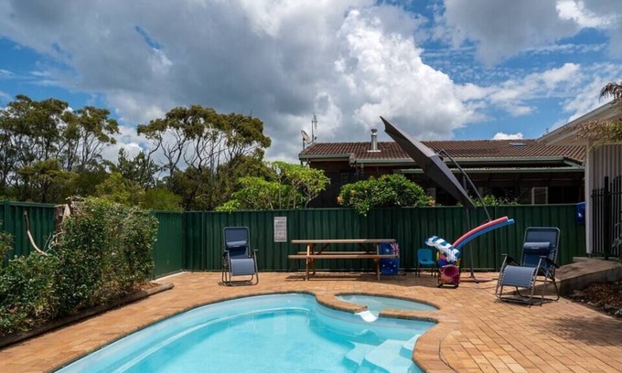 Norah Head House | Heated Pool/ Pets Welcome/ EV Charger