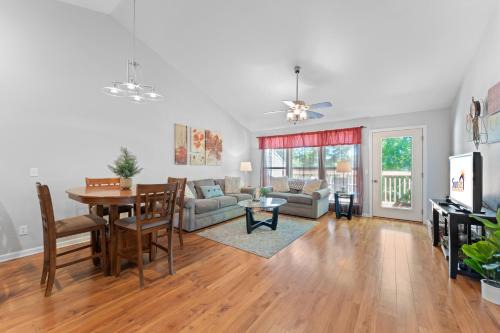 Branson West Apartment | Heavenly Hideaway Condo