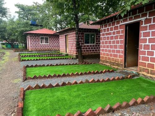 Uddar House | Heavenstone Resort