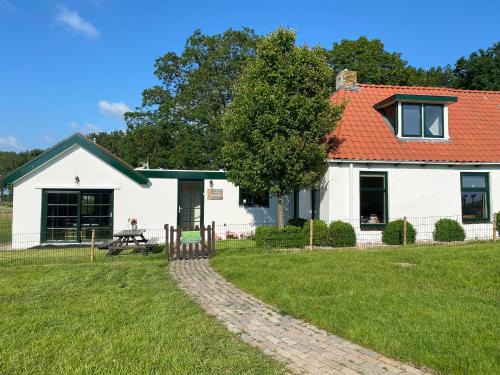 Laaxum House | Heerlijk vakantiehuis aan het IJsselmeer