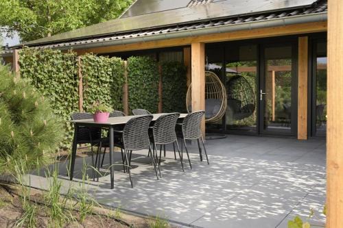 Municipality of Ede House | Heide Hoeve Vide met Hottub | 5 personen