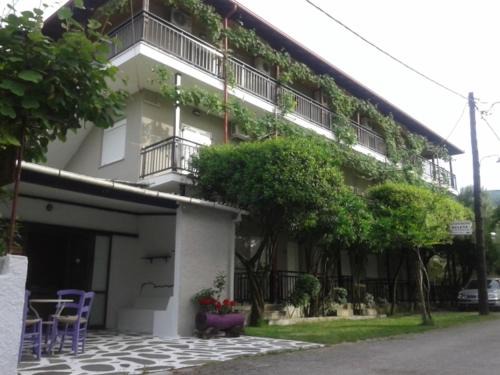 Paralia Pantaleimonos Apartment | Helena Apartments