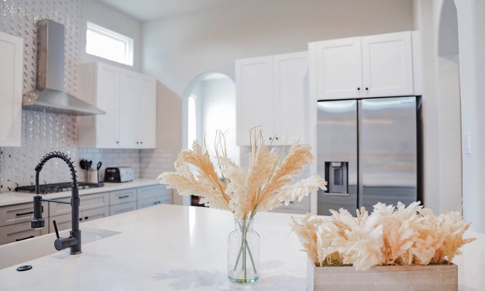 Helotes Villa | Helotes Serenity-Luxury 3bed/2.5 bath 2300 sq foot