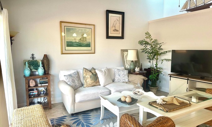 Park East Villa | Hemingway Inspired Villa