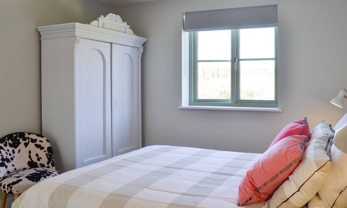 Winnard's Perch Cottage | Hen Harrier Lodge-UC3979
