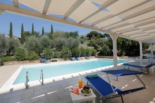 Cinigiano Villa | Henry House