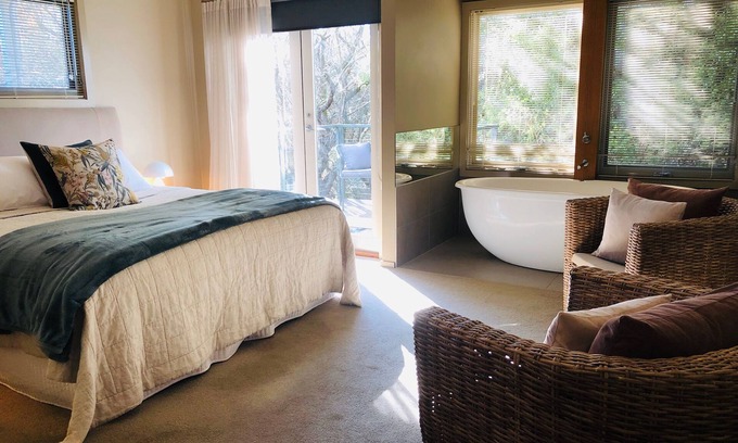 Hepburn Springs Apartment | Hepburn hideaway studio spa villa ~ Hepburn and Daylesford