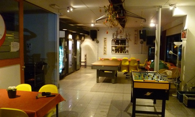 Sint-Pieters Hostel | Herdersbrug Youth Hostel